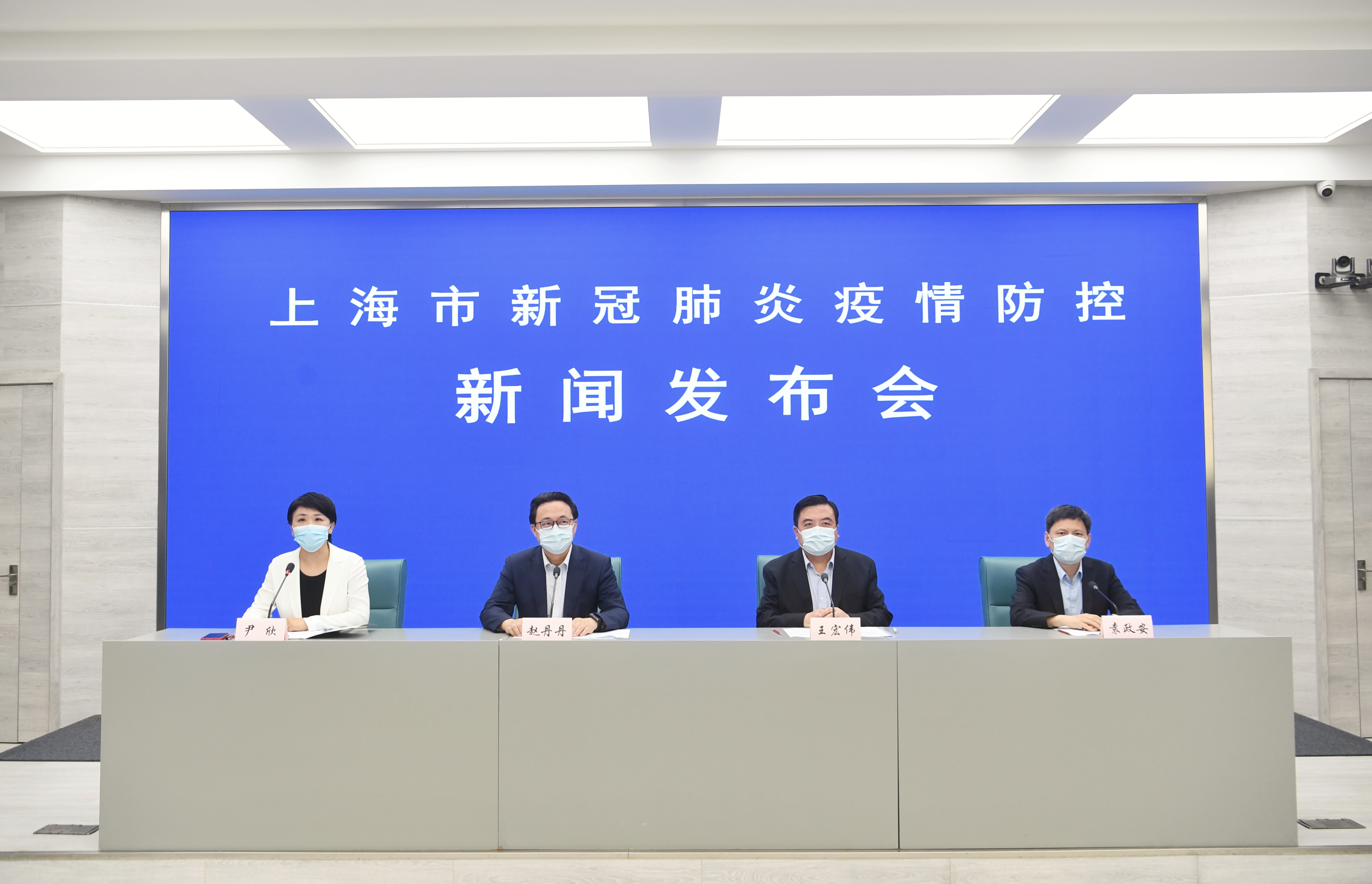上海肺炎最新通报，众志成城，共同抗击疫情