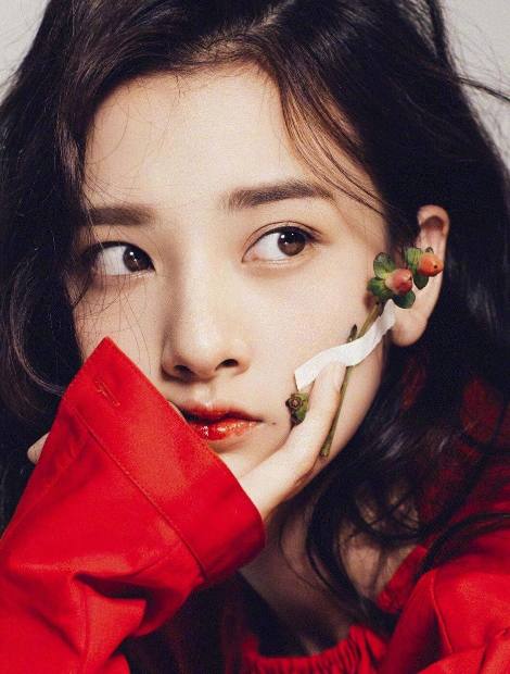 探究95后女明星的魅力之源，排行榜背后的故事