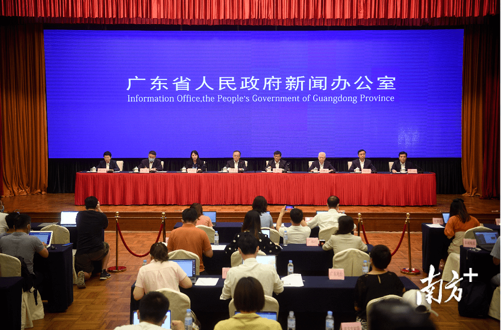 最新手机壁纸，时尚创意，无限探索的视界